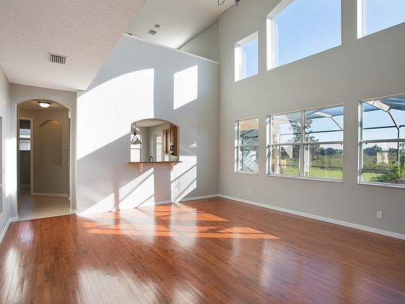 5th image of 4678 Chastain Dr