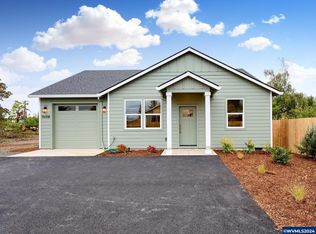 1505 N B 2nd St, Silverton, OR