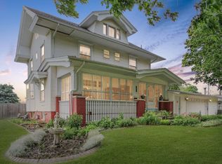 602 N Walnut St, Le Roy, IL 61752