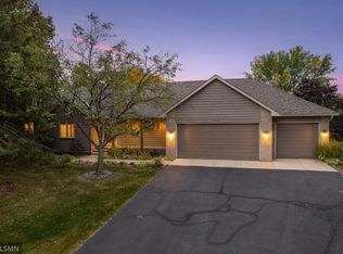18929 Yarborough Trce, Maple Grove, MN 55311