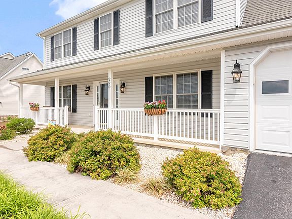 4th image of 290 Citrine Ct