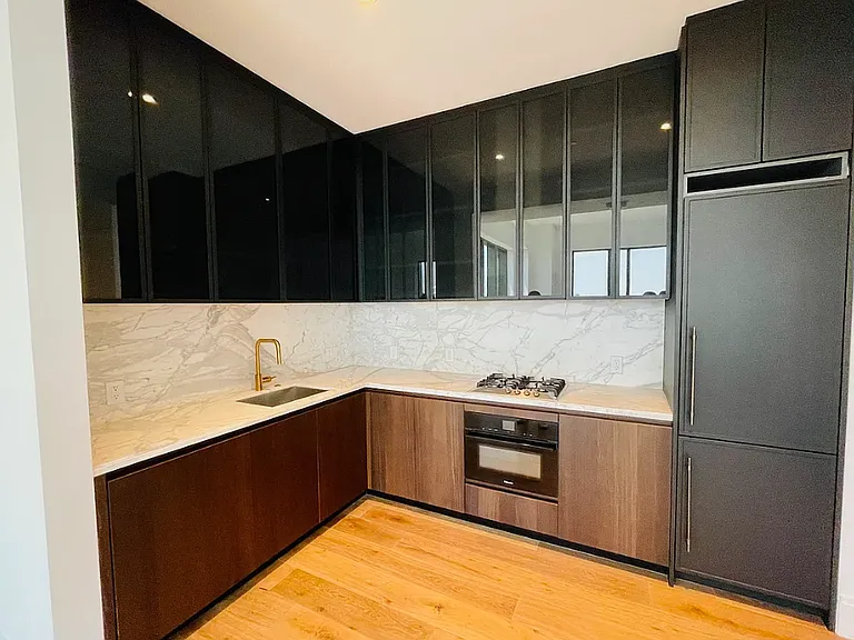 30 E 29th St #29D — Photo 6