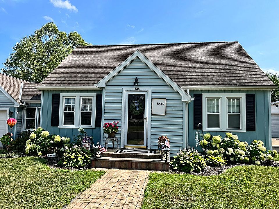 So much curb appeal!