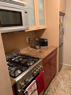 Rented by Vipler Realty | media 13