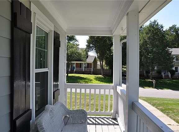 4th image of 11204 Vintage Ln
