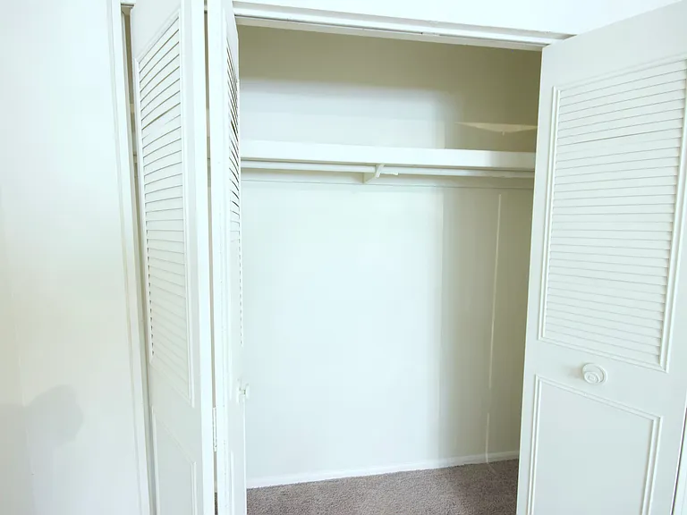 120 Viking Ct #10 — Photo 10