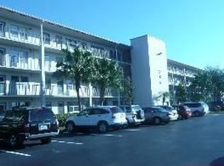 8911 S Hollybrook Blvd APT 105, Pembroke Pines, FL 33025