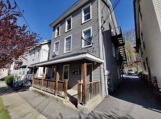 58 Gifford Ave, Poughkeepsie, NY 12601