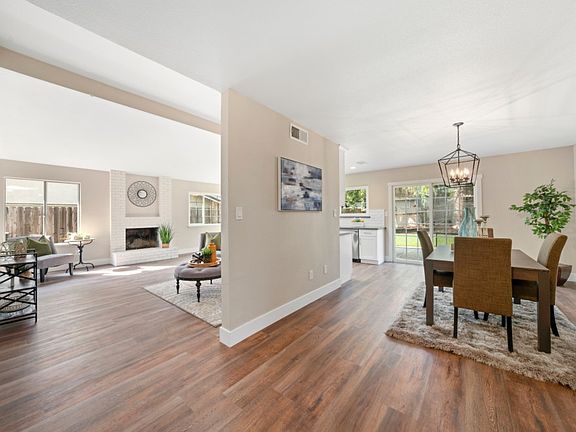 4th image of 6882 Escallonia Dr
