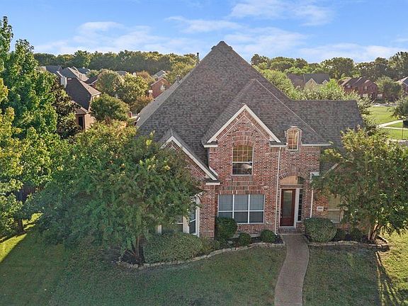 2nd image of 3900 Rockwood Dr