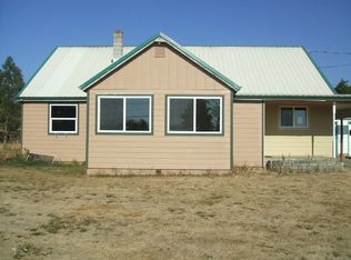 820 Old Town Loop Rd, Oakland, OR 97462