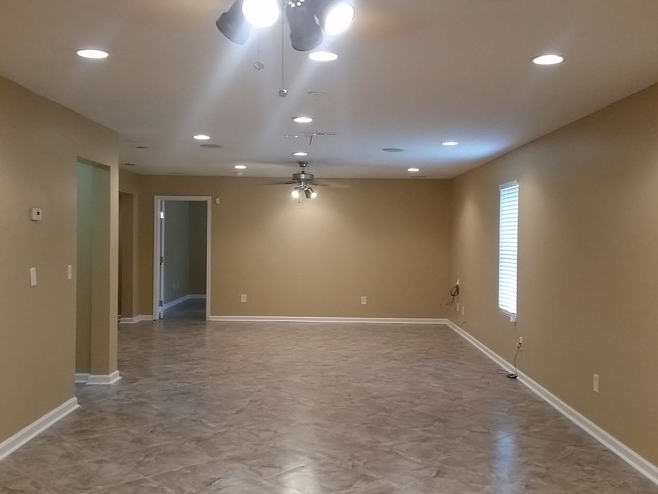 Living area (entrance on right)