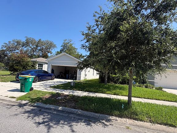 3rd image of 209 Meghan Cir