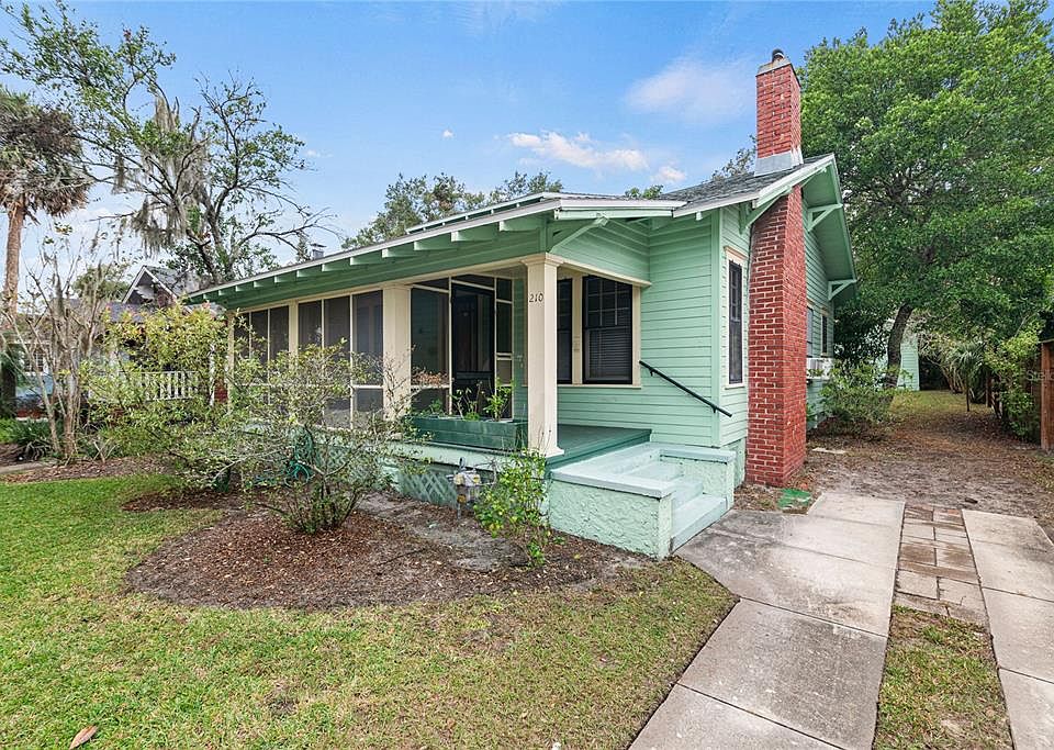 1st image of 210 N SHINE AVENUE