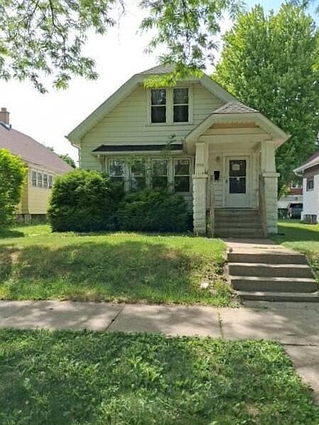 1st image of 5553 N 32nd STREET