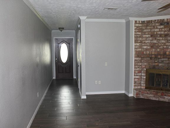 5th image of 4216 Willow Bend Ln