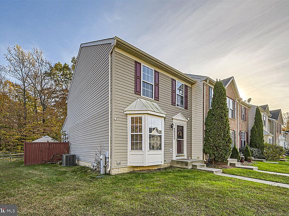 3rd image of 4923 Bristle Cone Cir