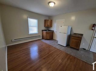 205 Peshine Ave FLOOR 3, Newark, NJ 07108