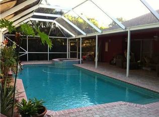 904 SW 149th Way, Sunrise, FL 33326