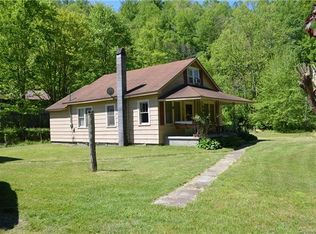 10 Rube Hensley Hwy 212 Rd, Marshall, NC 28753