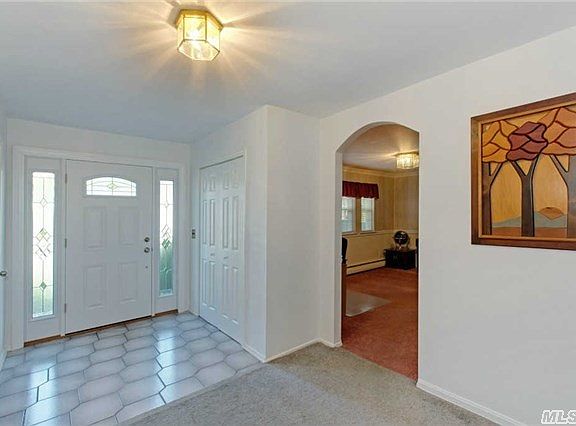 3rd image of 32 Richmar Dr
