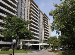 10 Ruddington Dr, Toronto, ON M2K 2J7