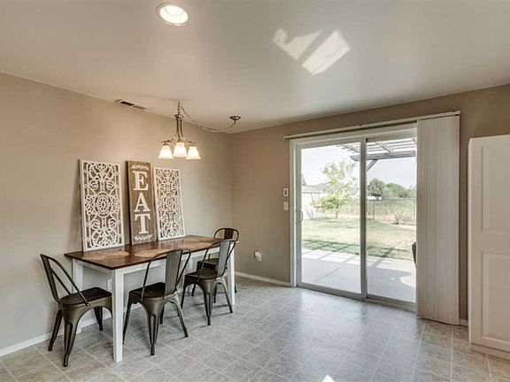 4th image of 9410 W Caelen Ave
