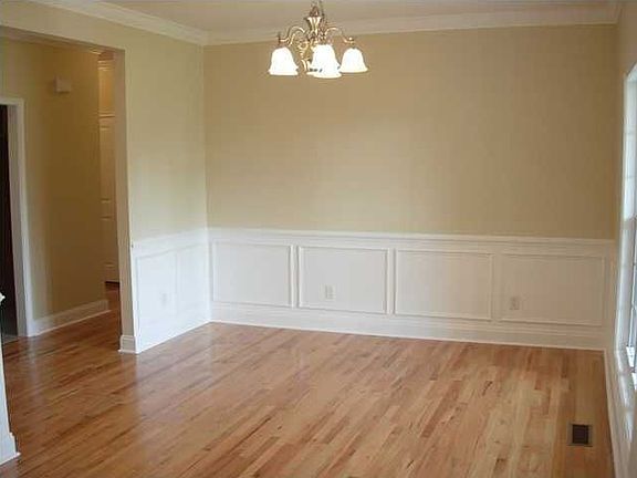 3rd image of 180 Promise Heights Dr