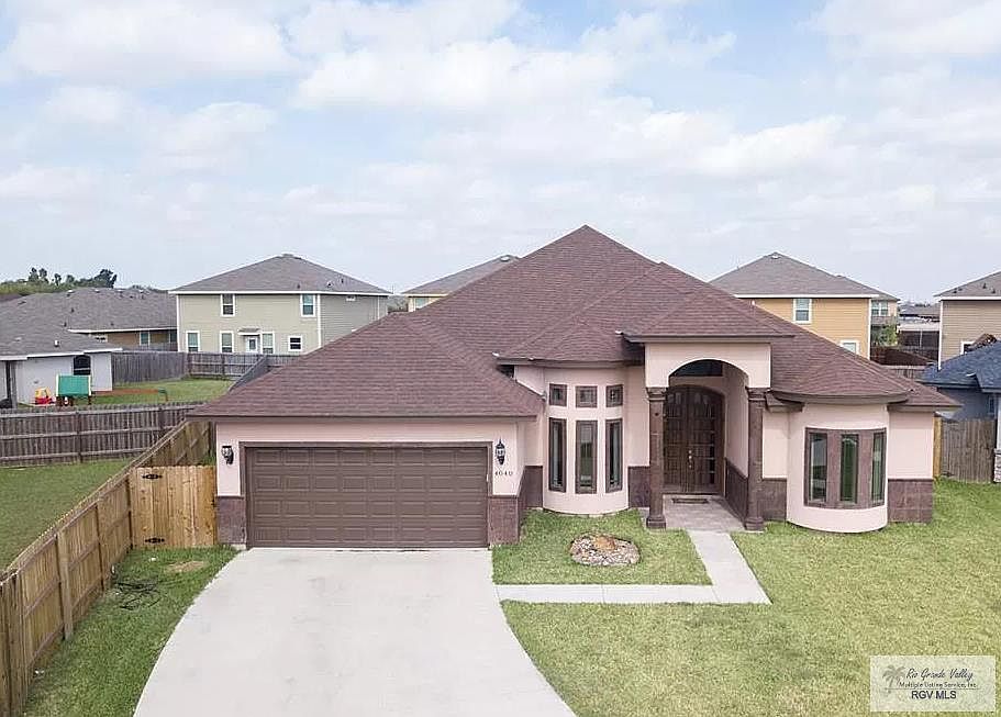 1st image of 4040 Alamo Trl