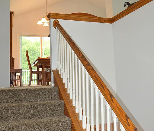 3rd image of 2411 Jeffery Ln
