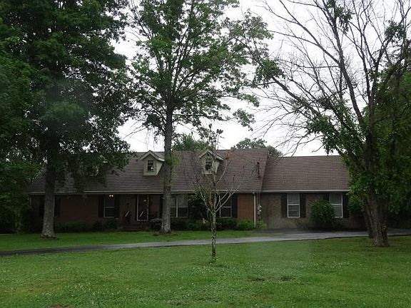 2nd image of 338 One Mile Ln