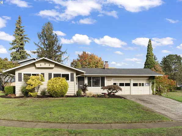 13025 SW Brightwood St, Beaverton, OR 97005