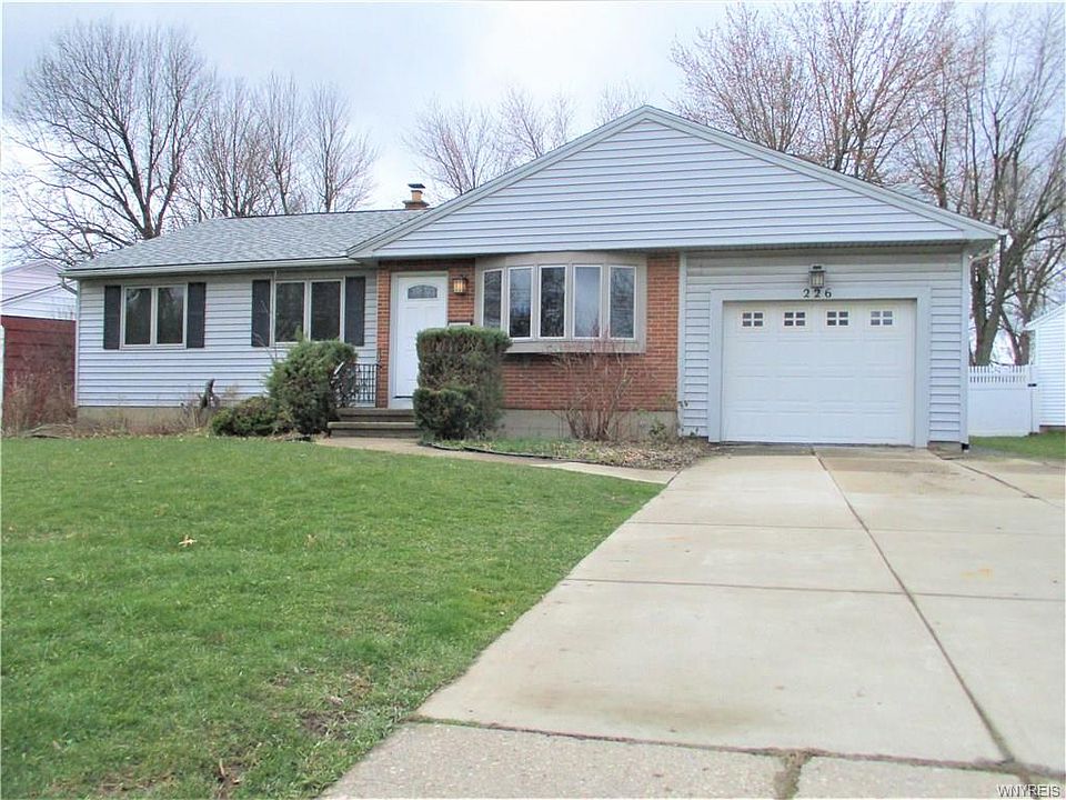 1st image of 226 Coronation Dr