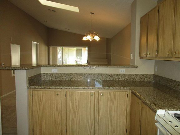 4th image of 7804 Cliffside Ct #4912