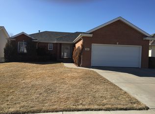 5345 Hunts Dr, Lincoln, NE 68512
