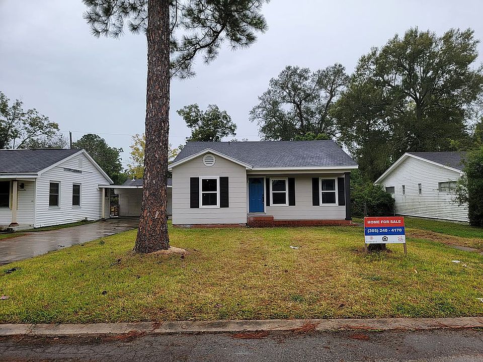 1st image of 715 Zavalla St