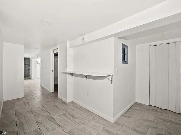 3rd image of 190 N 1st St Floor 3