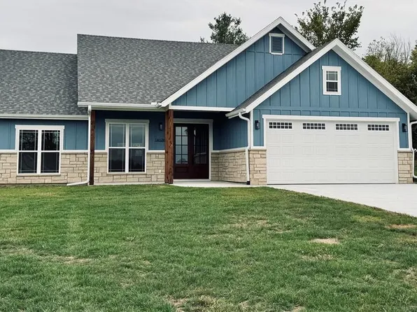 14126 Timber Ct, Helena, MO 64459