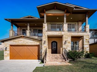 633 Courageous Dr, Rockwall, TX 75032