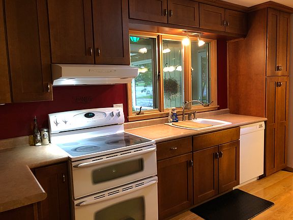 1/4 Sawn Oak Cabinetry