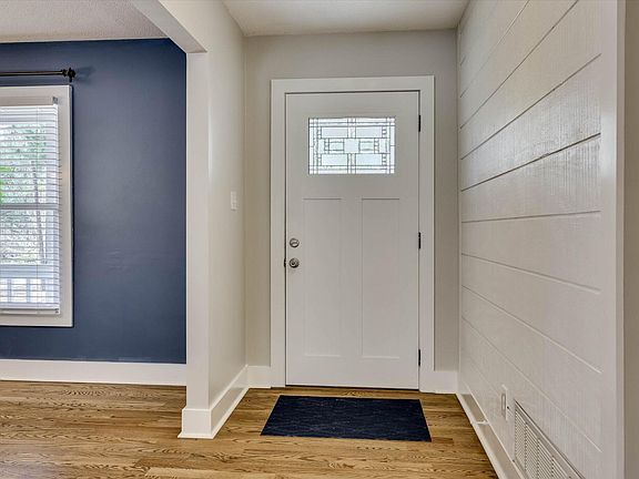 3rd image of 2162 Trail Point