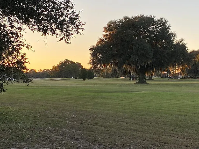 5282 Golf Dr — Photo 4