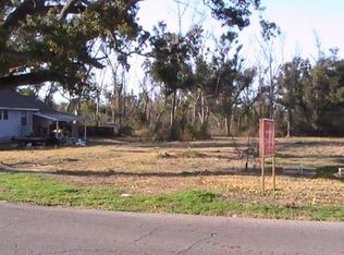 551 E Second St, Pass Christian, MS 39571