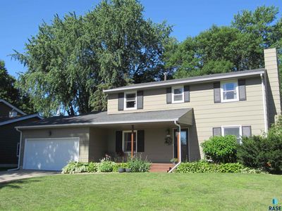 2701 S Elmwood Ave, Sioux Falls, SD, 57105