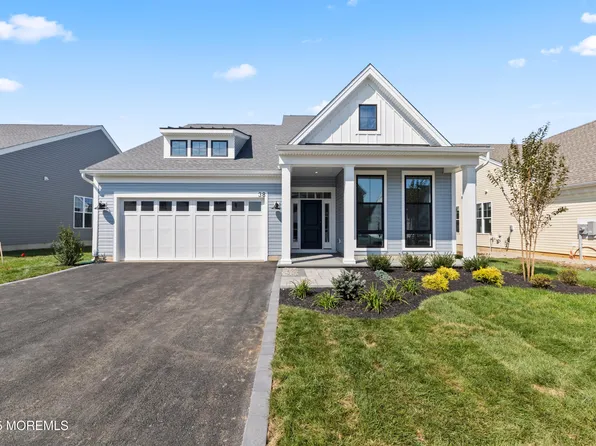 38 Sofia Drive, Manalapan, NJ 07726