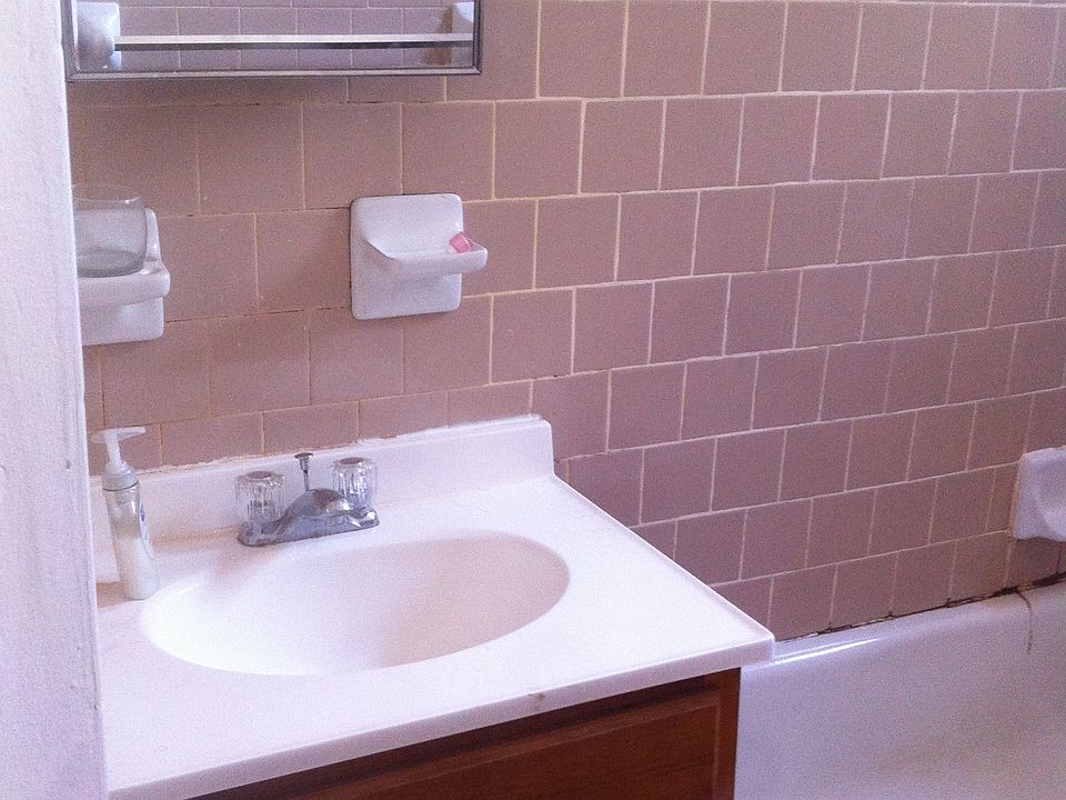 2nd image of 1312 66th St APT 2R
