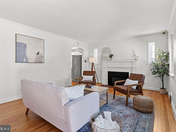 2nd image of 5118 25th Rd N