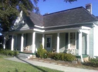 1388 Canton Rd, Marietta, GA 30066