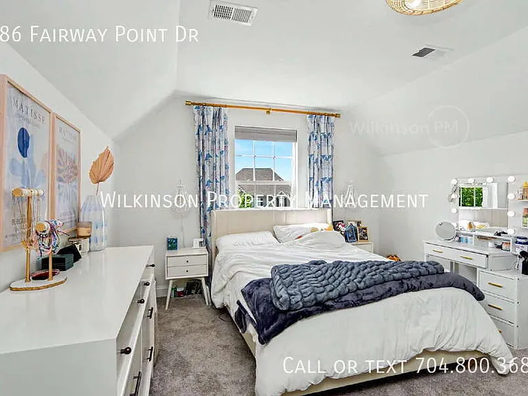 786 Fairway Point Dr — Photo 31