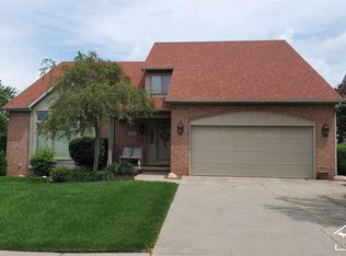 148 Armitage Dr, Monroe, MI 48162